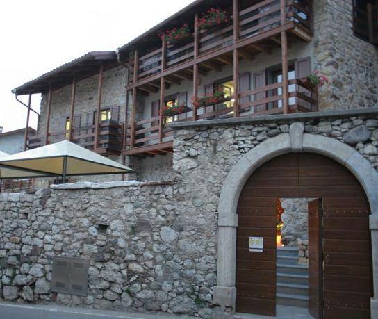 B&B Gardumo Ronzo-Chienis Екстериор снимка